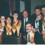 06.86 uni mez. 06.86 uni mez.